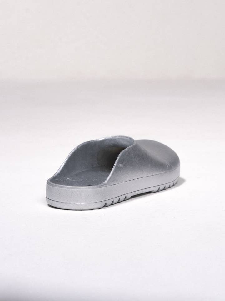 SMF - Wholesale Sandals - Women's - 249975 - Metallic clog sandals7