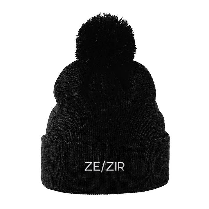 Bonnet Ze/Zir Pronouns pour la vente par Rainbow & Co