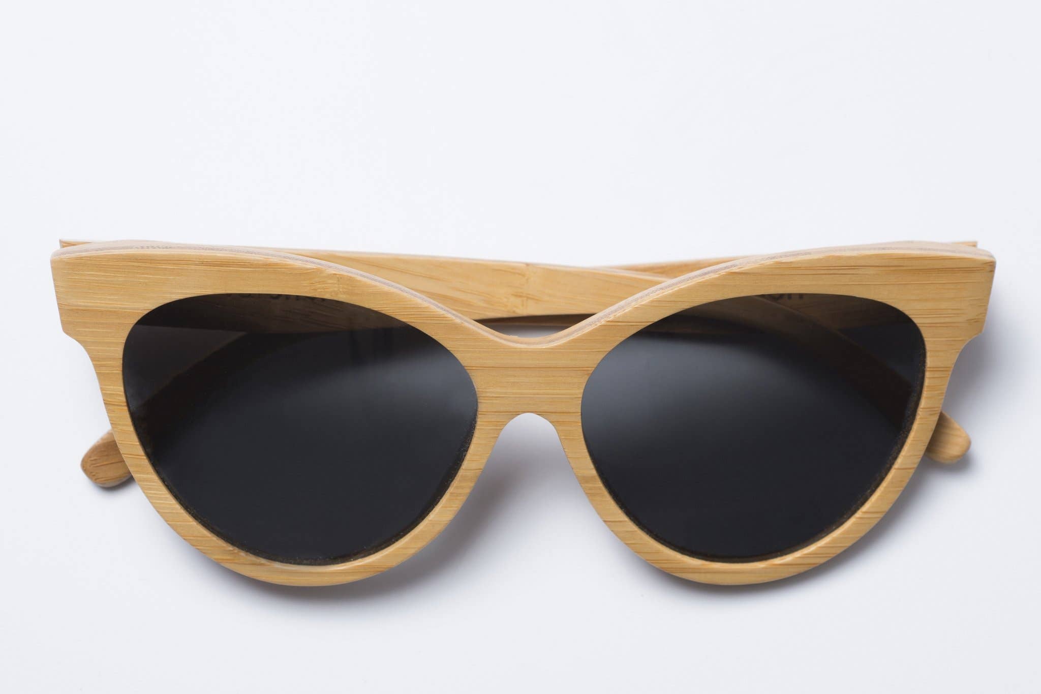 WearPanda - Wholesale Sunglasses - Unisex - Valencia Bamboo Sunglasses14