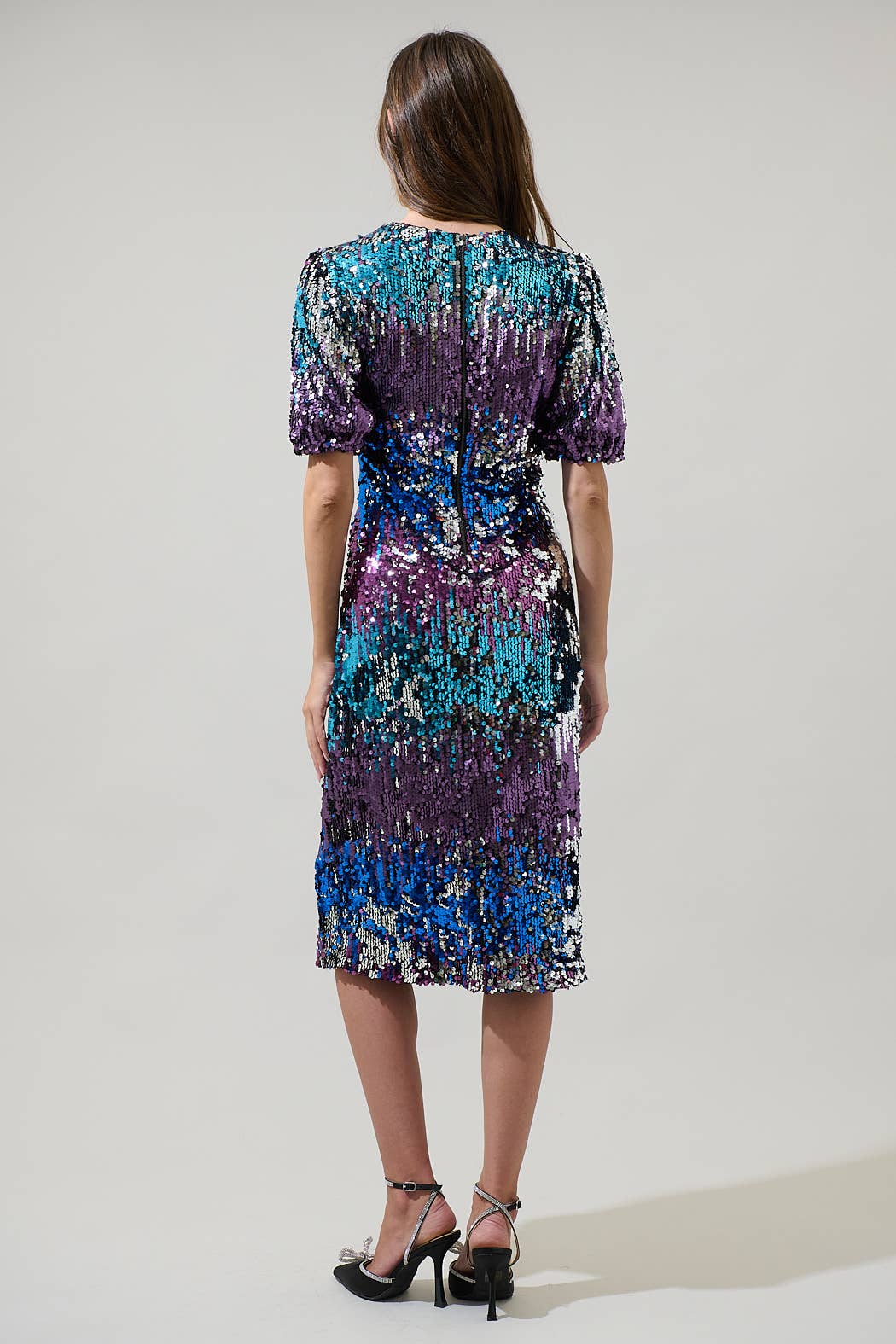 Multi Navette Short Sleeve Sequin Midi Dress for wholesale on Faire1