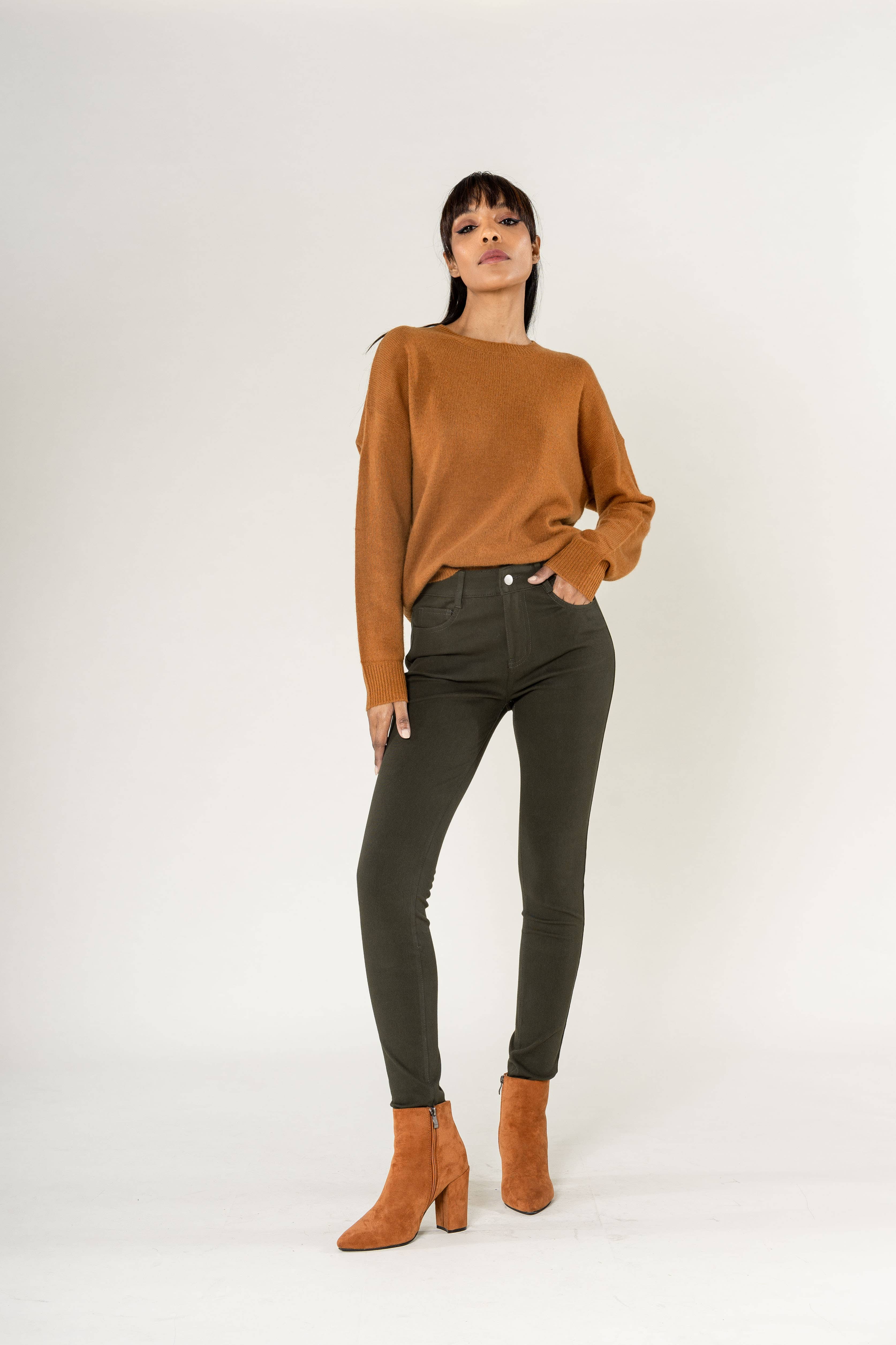 Nina Carter - Wholesale Fashion Leggings - Women's - Super stretch leggings with comfortable zip A0034