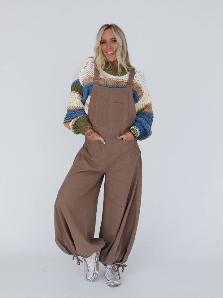 Salopette Cintrée à Jambes Larges Theadora - Moka pour la vente par Three Bird Nest