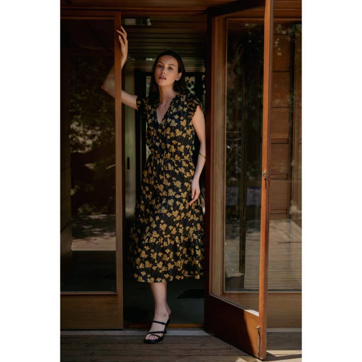 MIDI-JURK MET BLOEMENPRINT EN SATIJNEN RUCHESMOUWEN voor wholesale door FUN2FUN