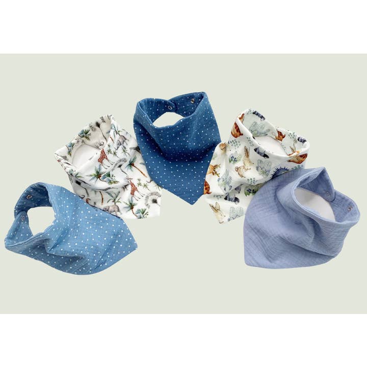 Vattentäta bandana haklappar - blå djur för wholesale av Natural Cuddles