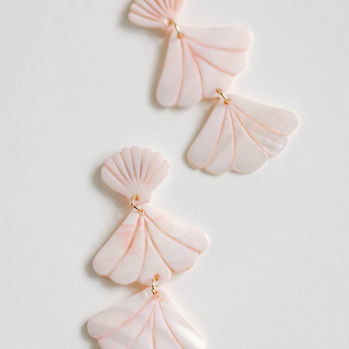 St Armands Designs of Sarasota - Wholesale Dangle Earrings - Pink Mermaid Shell Statement Drop Earrings3
