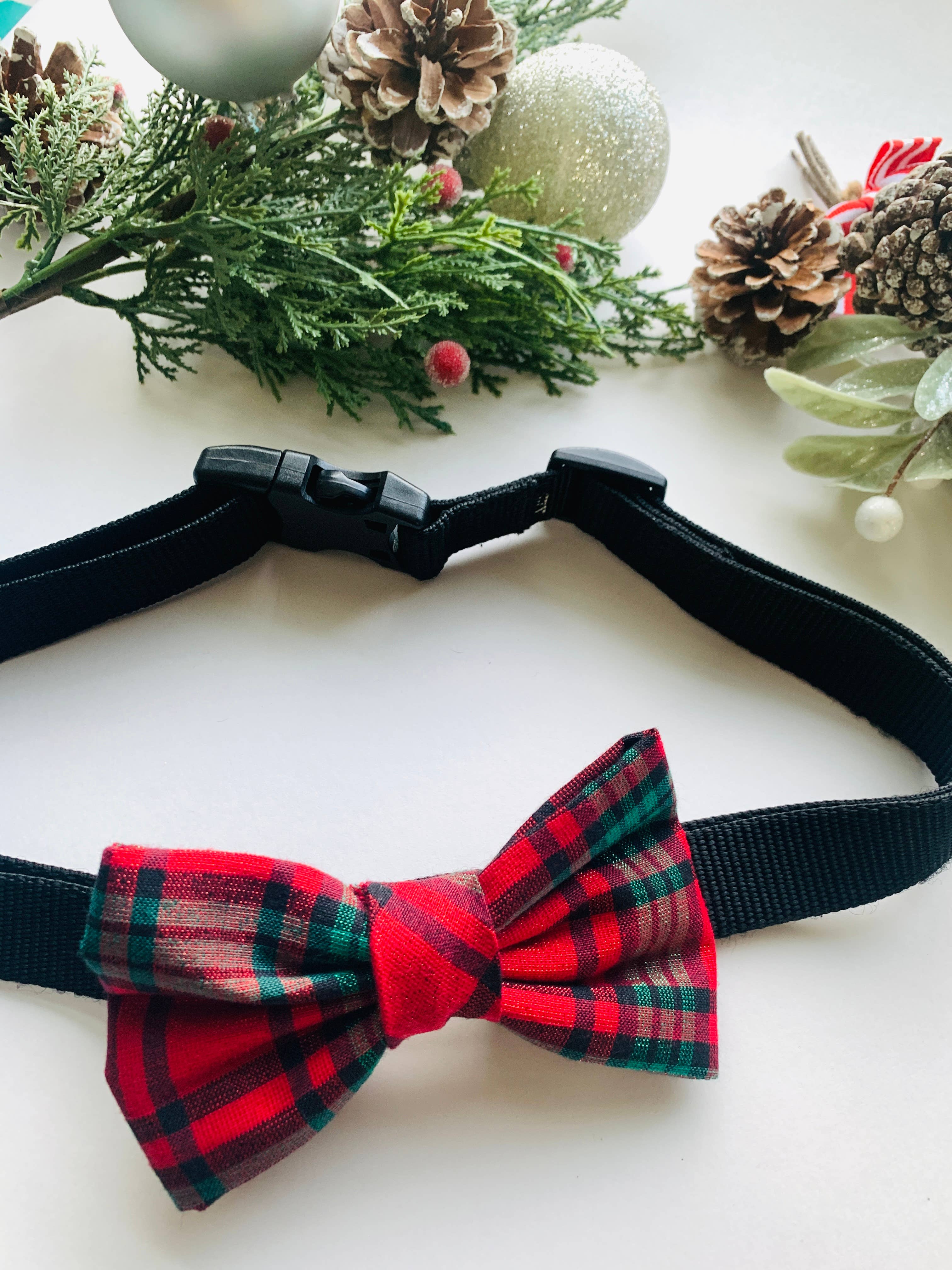 Walking Paws Boutique - Wholesale Pet Bow Tie - Dog - Assortment pet bowties, adjustable and removable, holiday7