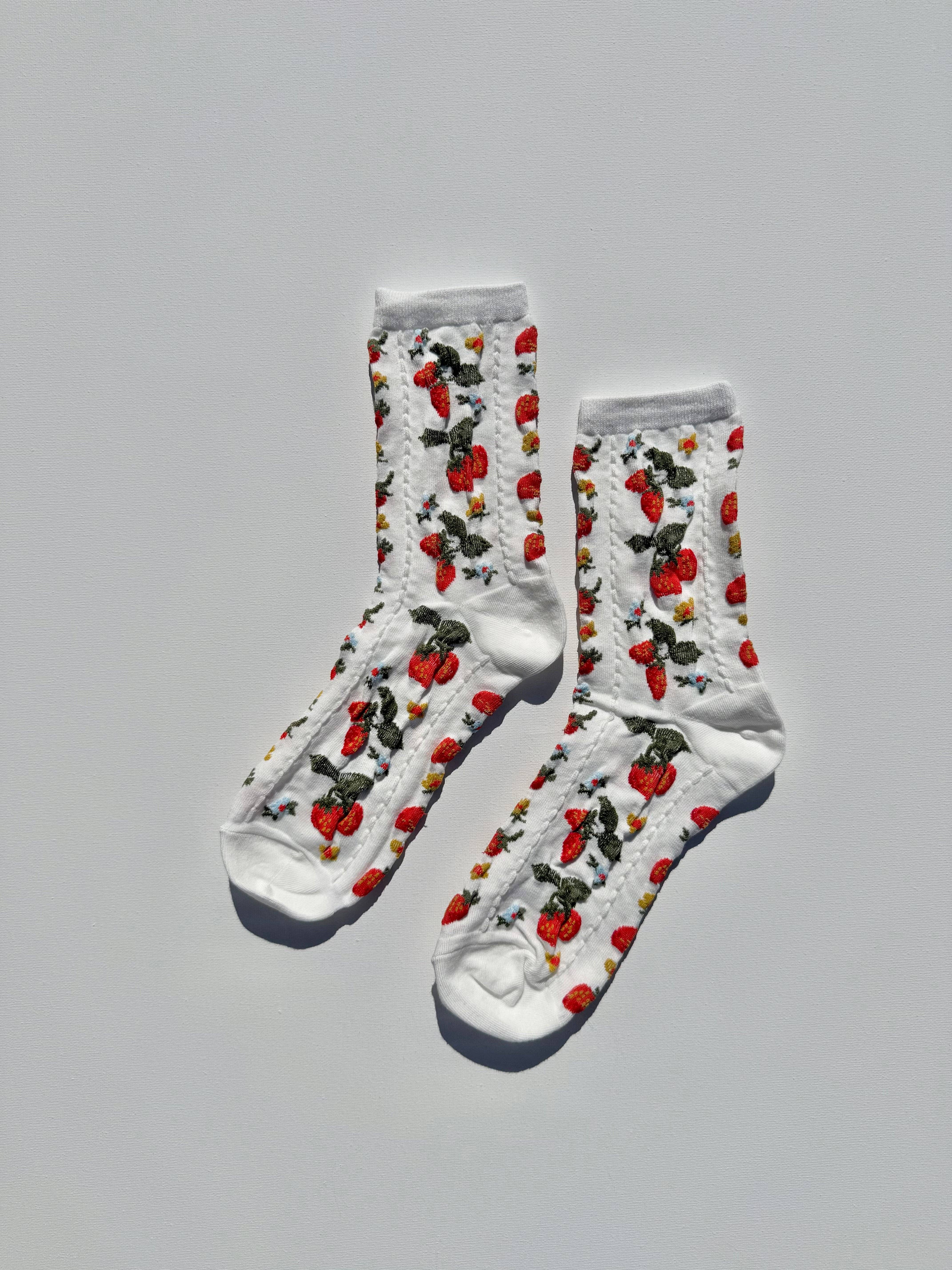 Billy Bamboo - Wholesale Socks – Women's - STRAWBERRIES SOCKS5