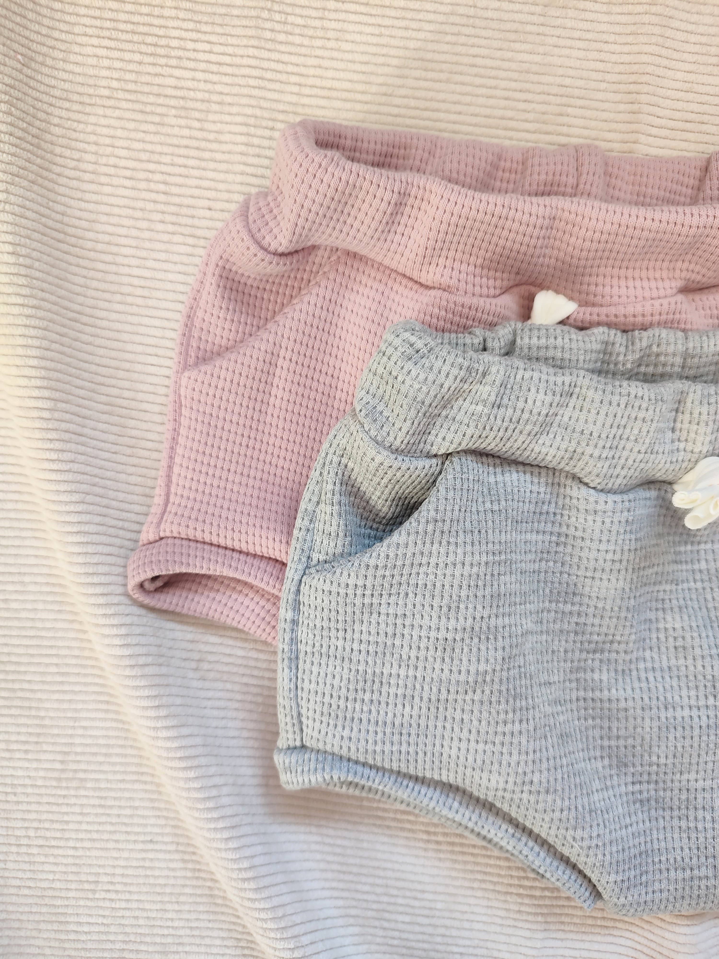 Petiteaude - Wholesale Underwear/Diaper Cover - Baby - Grey Waffel Bloomers0