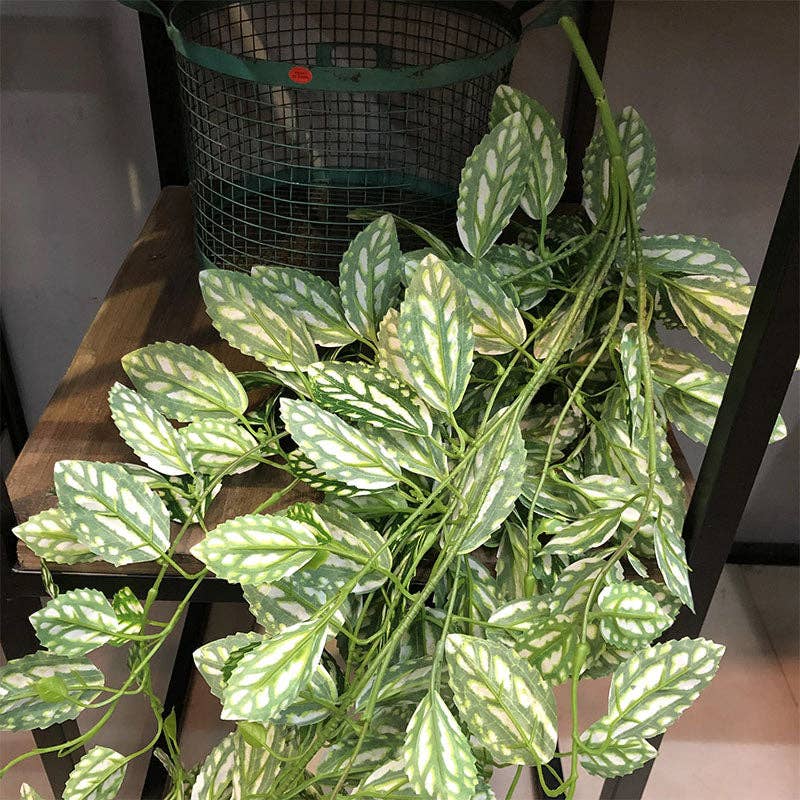 Kiyo Home – Engroshandel Kunstig plante – Grønne kunstige hængende grønne ranker | Falske ranker dekoration1