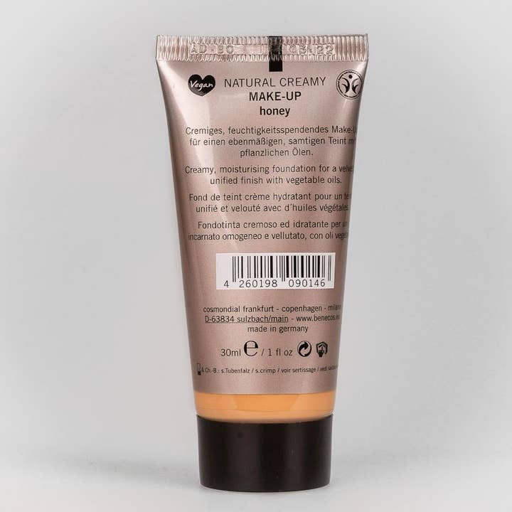 cosmondial GmbH & Co. KG - Wholesale Foundation - benecos Natural Creamy Make-Up3