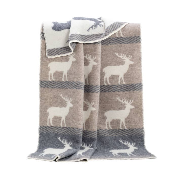 JJ Textile - Wholesale Throw blanket - Deer Wool Blanket1