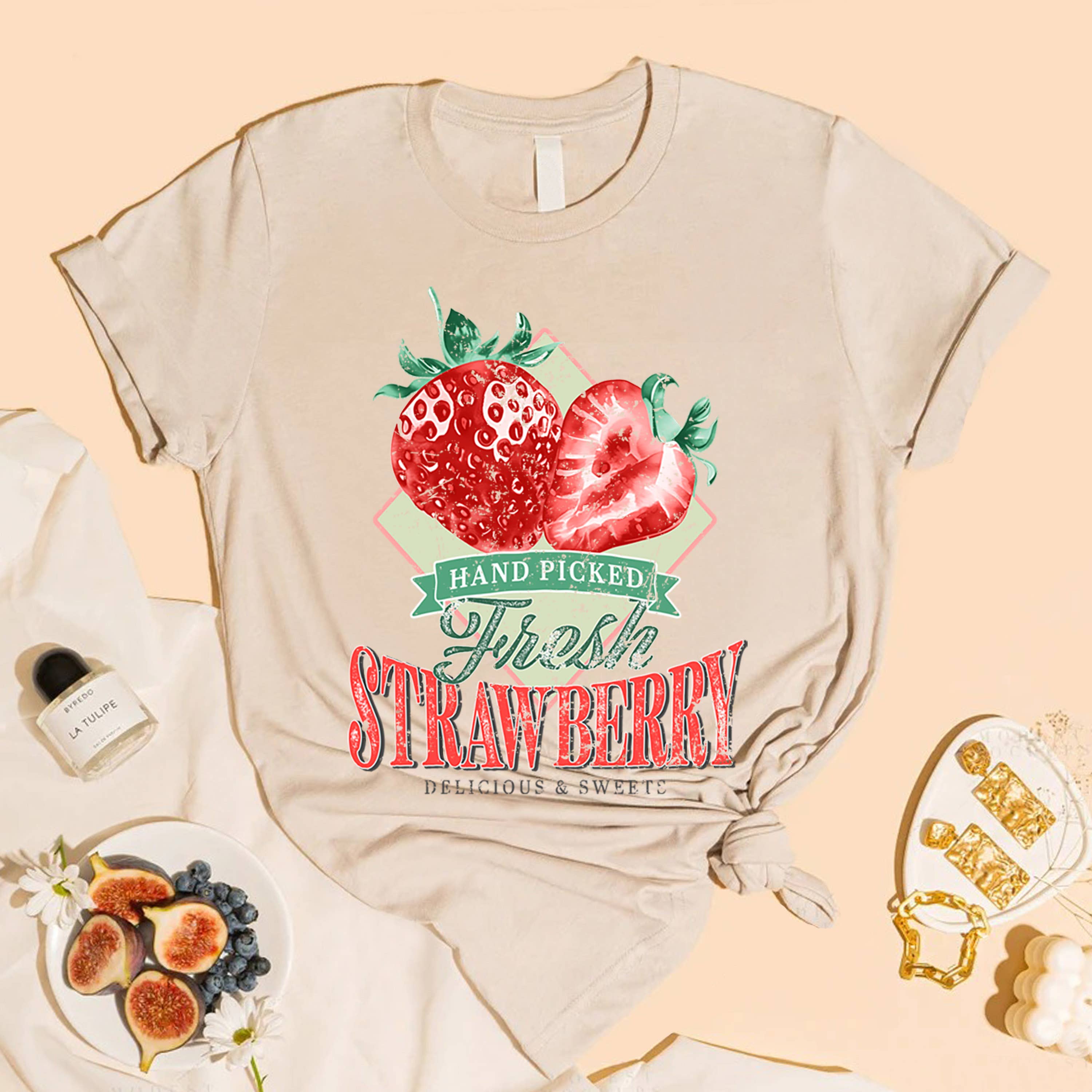 STARCHIS – wholesale Screen printed t-shirt – Women′s – STS-P6746 Strawberry Graphic t-shirt5