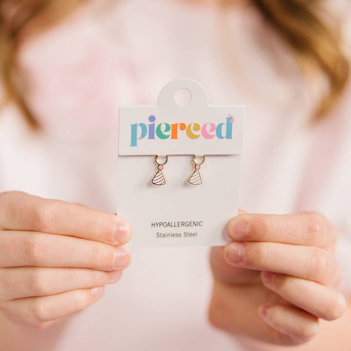 Charms med festhatte for engroshandel hos Pierced Co