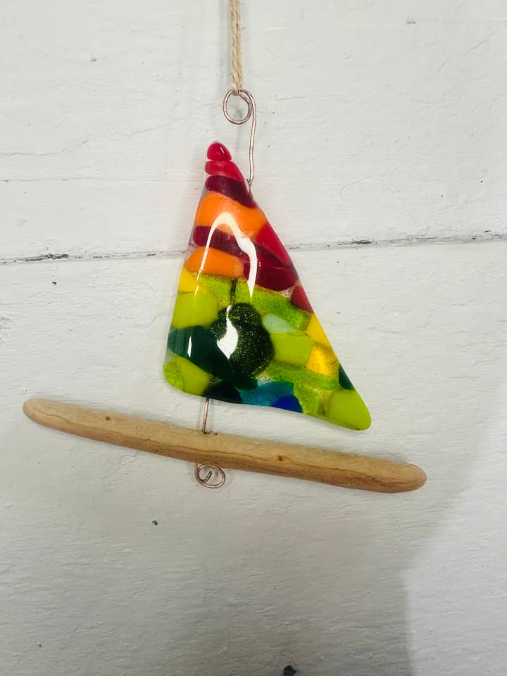 Barco pendente de vidro fundido médio e madeira flutuante por atacado de Ally Glass Studio