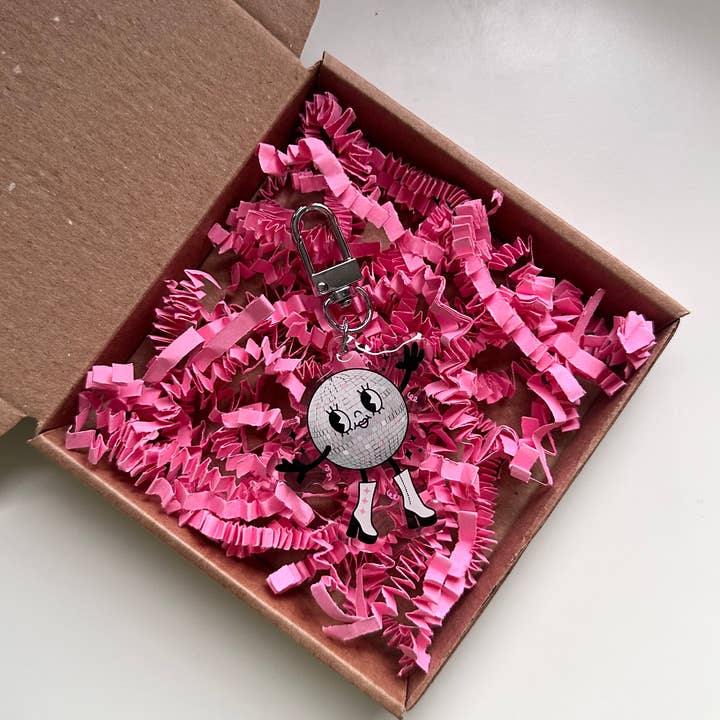 Porte-clés Fille Boule Disco Esthétique Rétro Cadeau Rose Mignon pour la vente par Dolly’s Doodles
