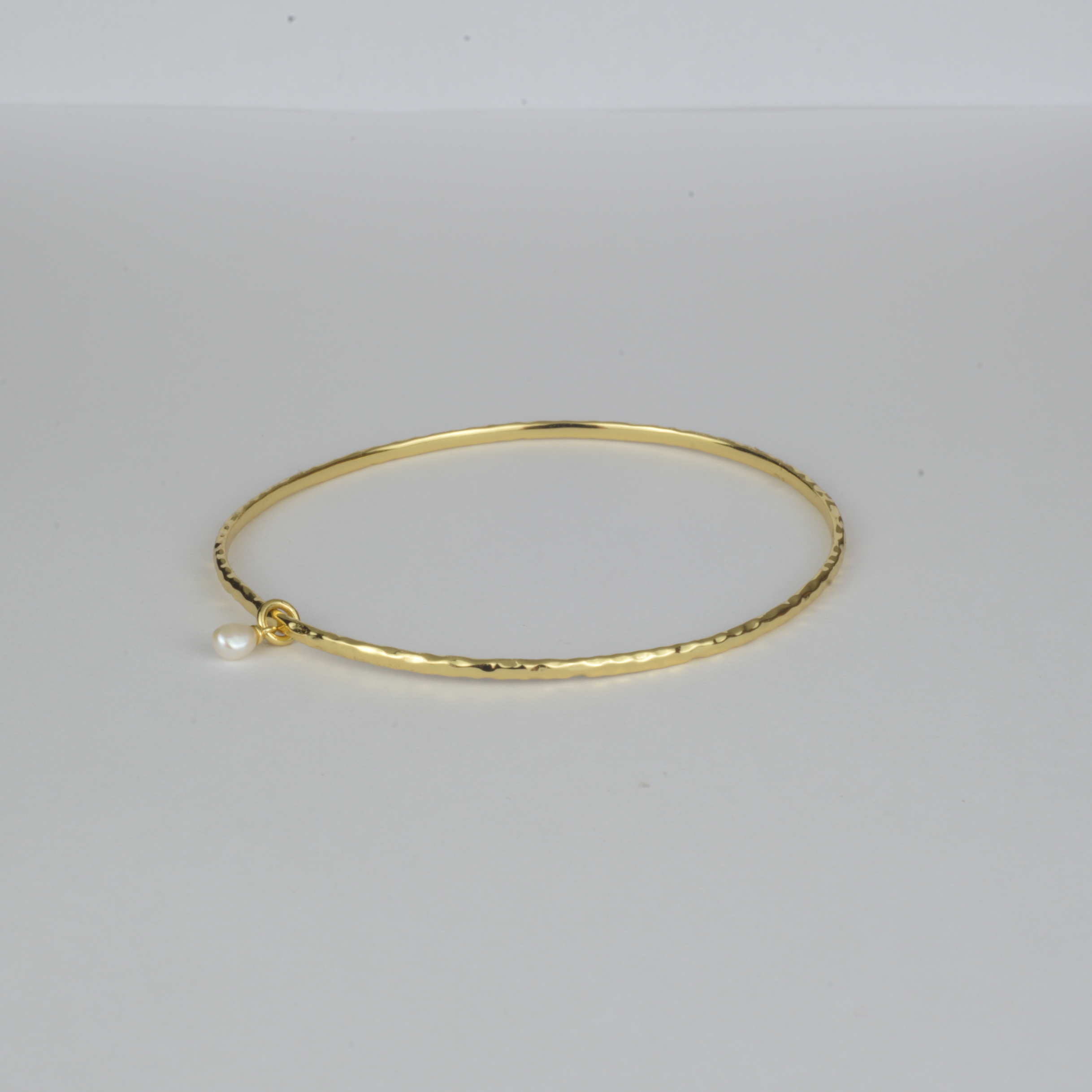 Nudie Jewellery Ltd - Wholesale Cuff Bracelet - Nacre Bangle2
