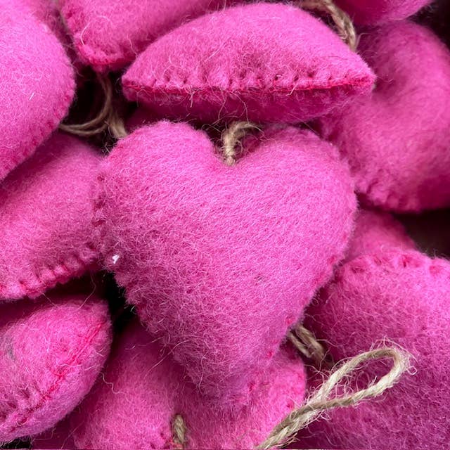 Luna-Leena  - handmade in Nepal - Wholesale Ornament - Heart pendant pink - bag charm - wool felt - handmade2