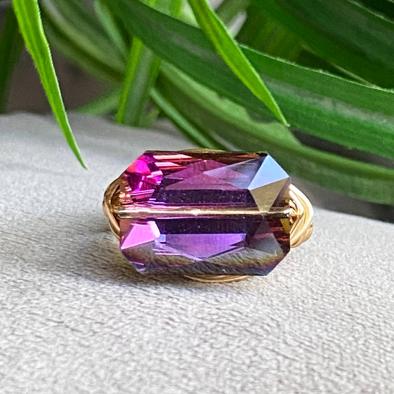 Marble Designs Jewelry – Anel de cocktail/declaração por atacado – Crystal Ring Cocktail Statement Fio Prata Envolvido4