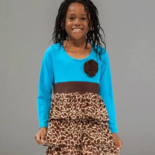 Robe Fille Imprimé Girafe Turquoise et Marron pour la vente par Ikuzi Dolls