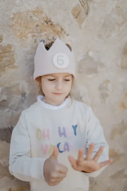 Leevje - Vente Chapeaux/couronnes de fête - Couronne d'anniversaire lavande réversible pour enfants1