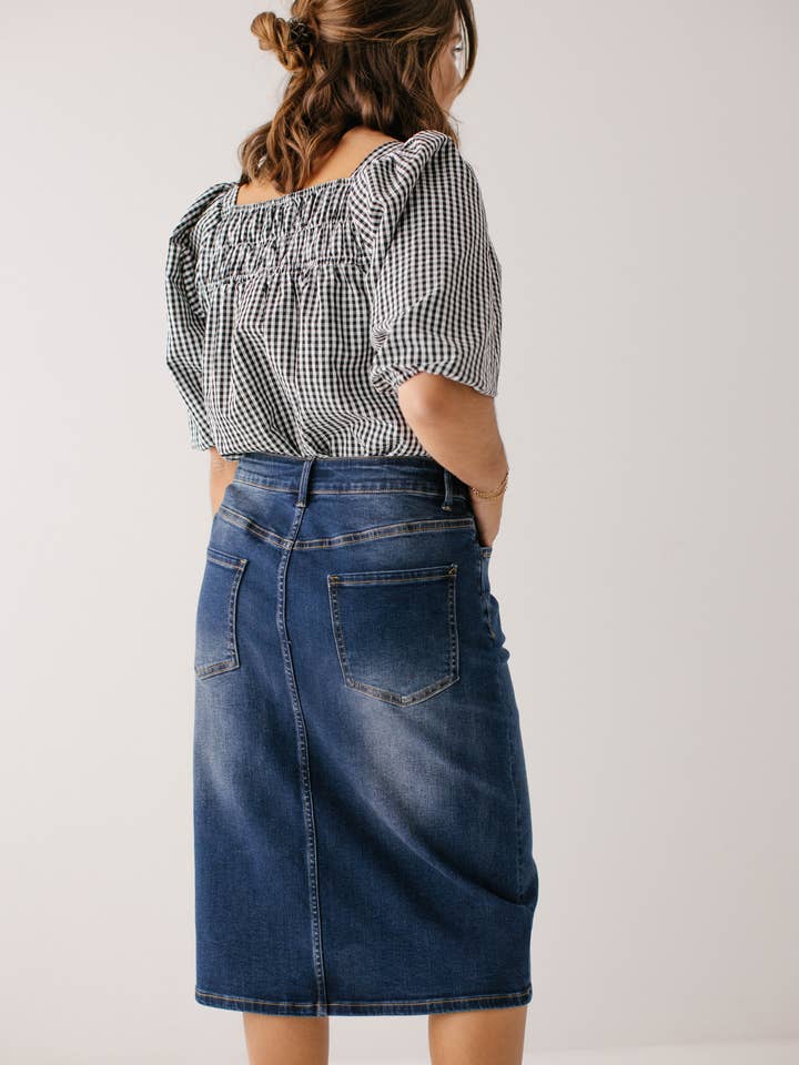 The Main Street Exchange - Wholesale Skirt - Women's - 'Wren' Classic Denim Skirt21