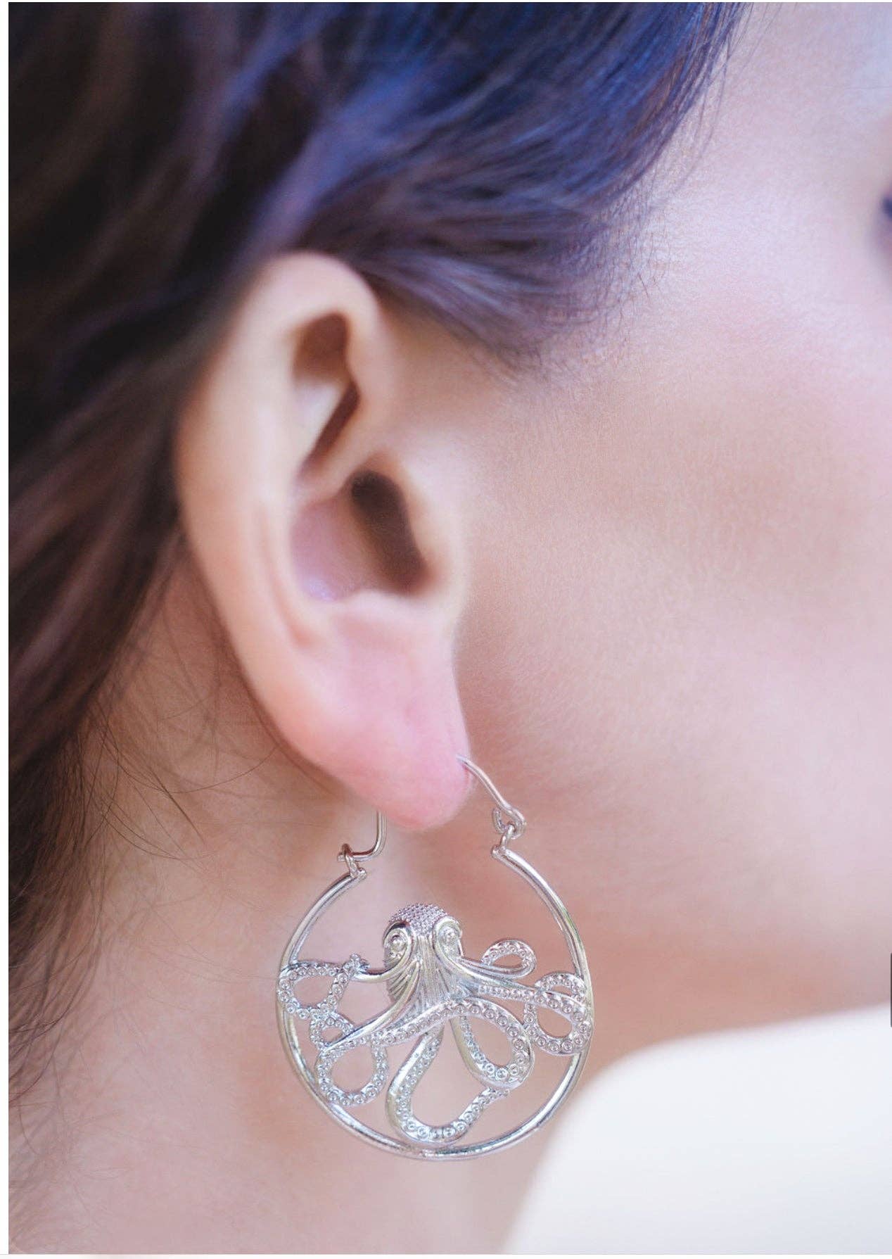 INNERPLANE - Wholesale Hoop Earrings - The Kraken Ocean Octopus Drop Earrings4