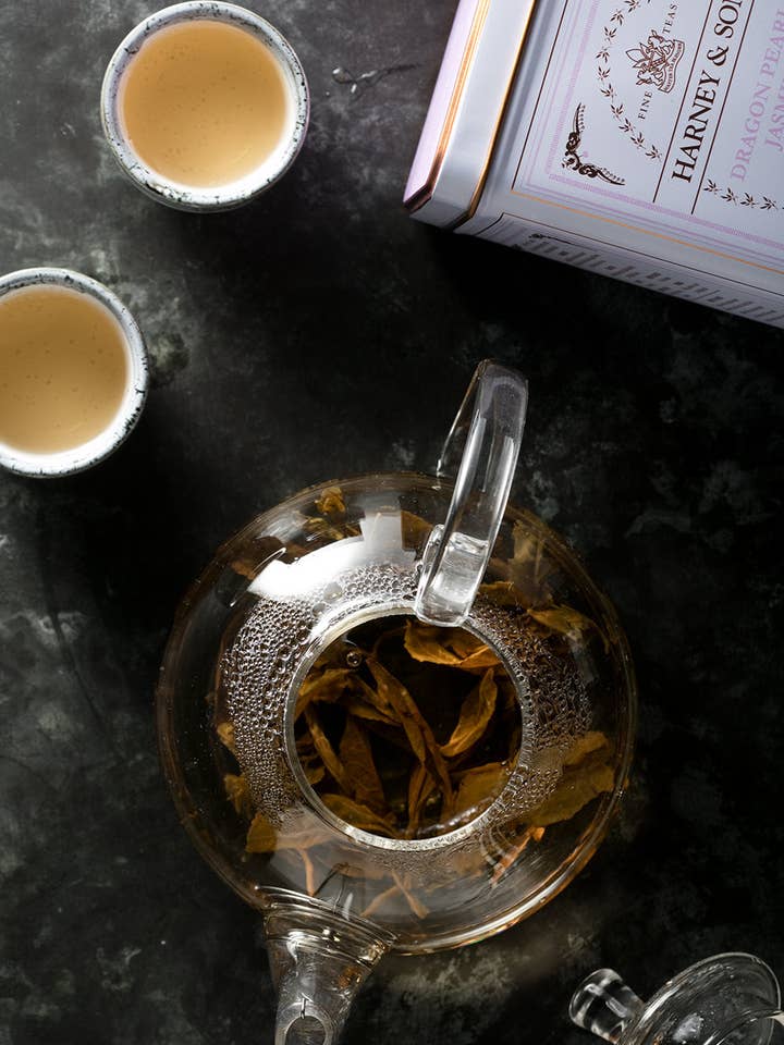 Dragon Pearl Jasmine, Classic Tin of 20 Sachets for wholesale by Harney & Sons Fine Teas