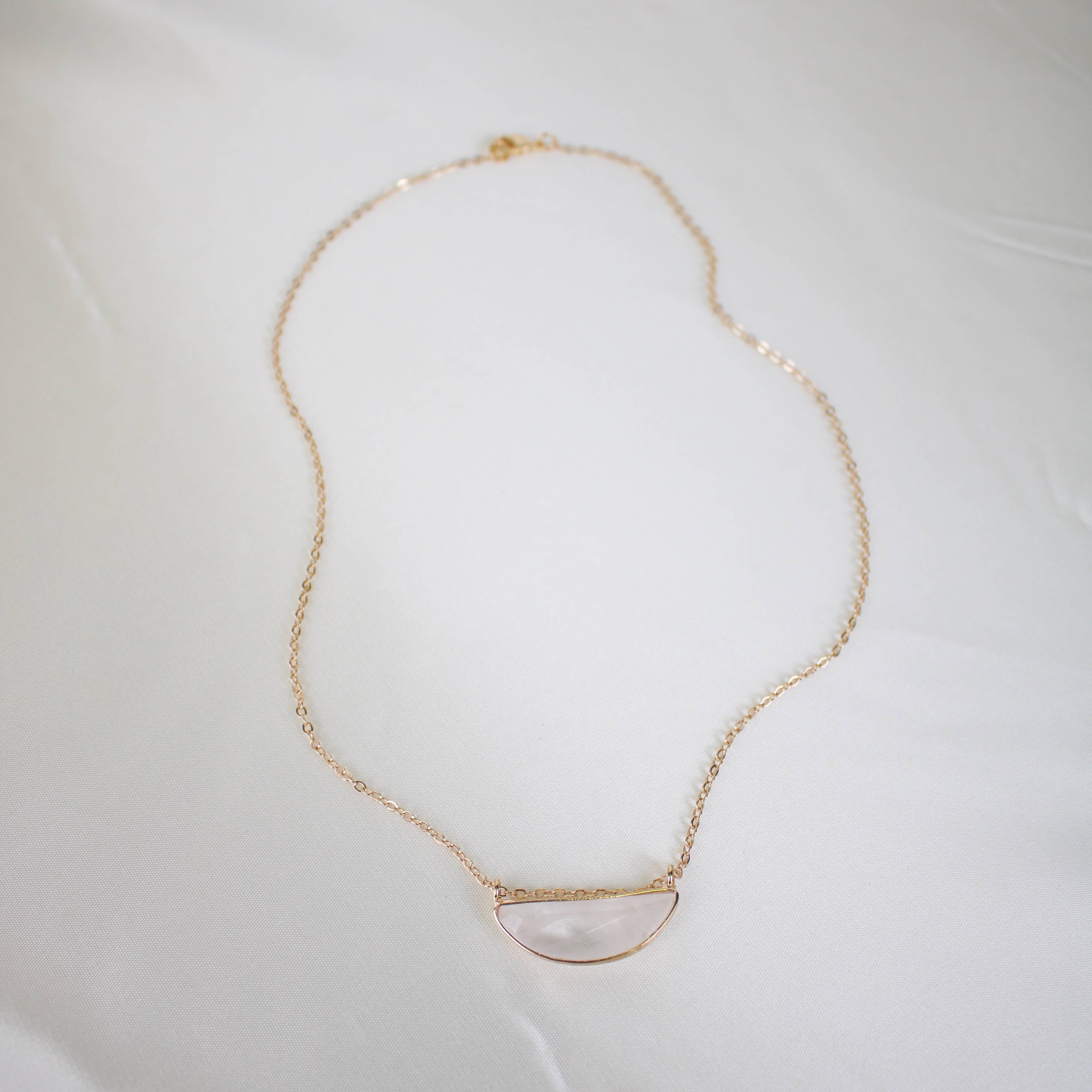 TISH jewelry – Colar pingente/pendente por atacado – Luna // Colar Curto de Quartzo Dourado3