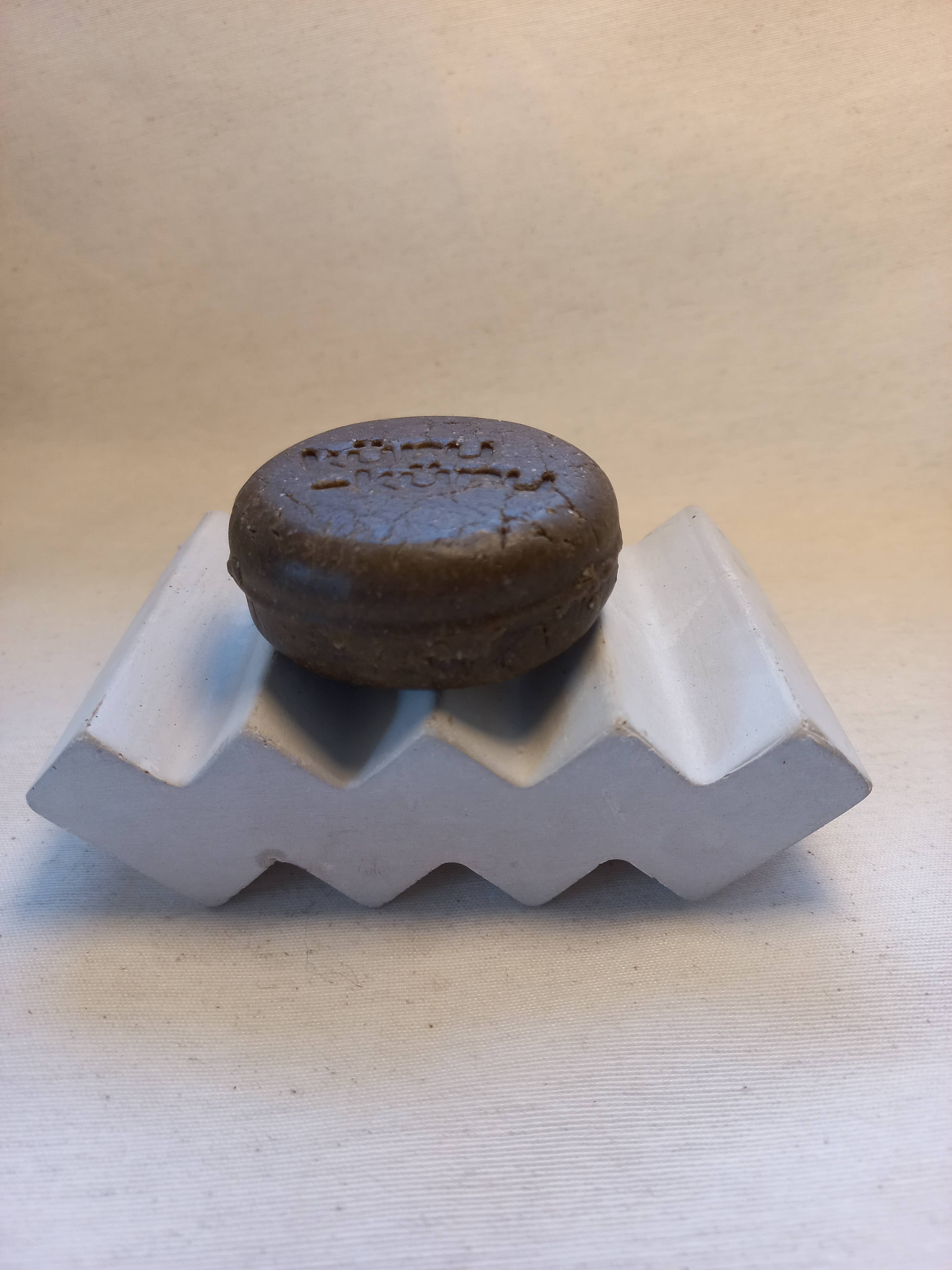 küru-küru - Vente Disques de shampoing/shampoings solides - Shampooing brun2