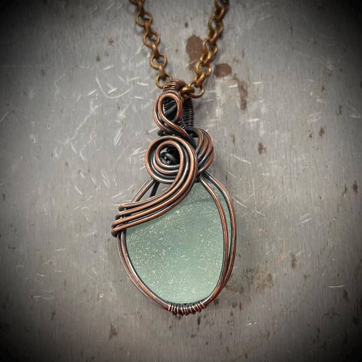 Colar de Vidro do Mar Feito à Mão em Cobre de Martha’s Vineyard por atacado de Natural Gifts Jewelry