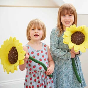 Wholesale Artificial Sunflowers To Decorate Your Environment 