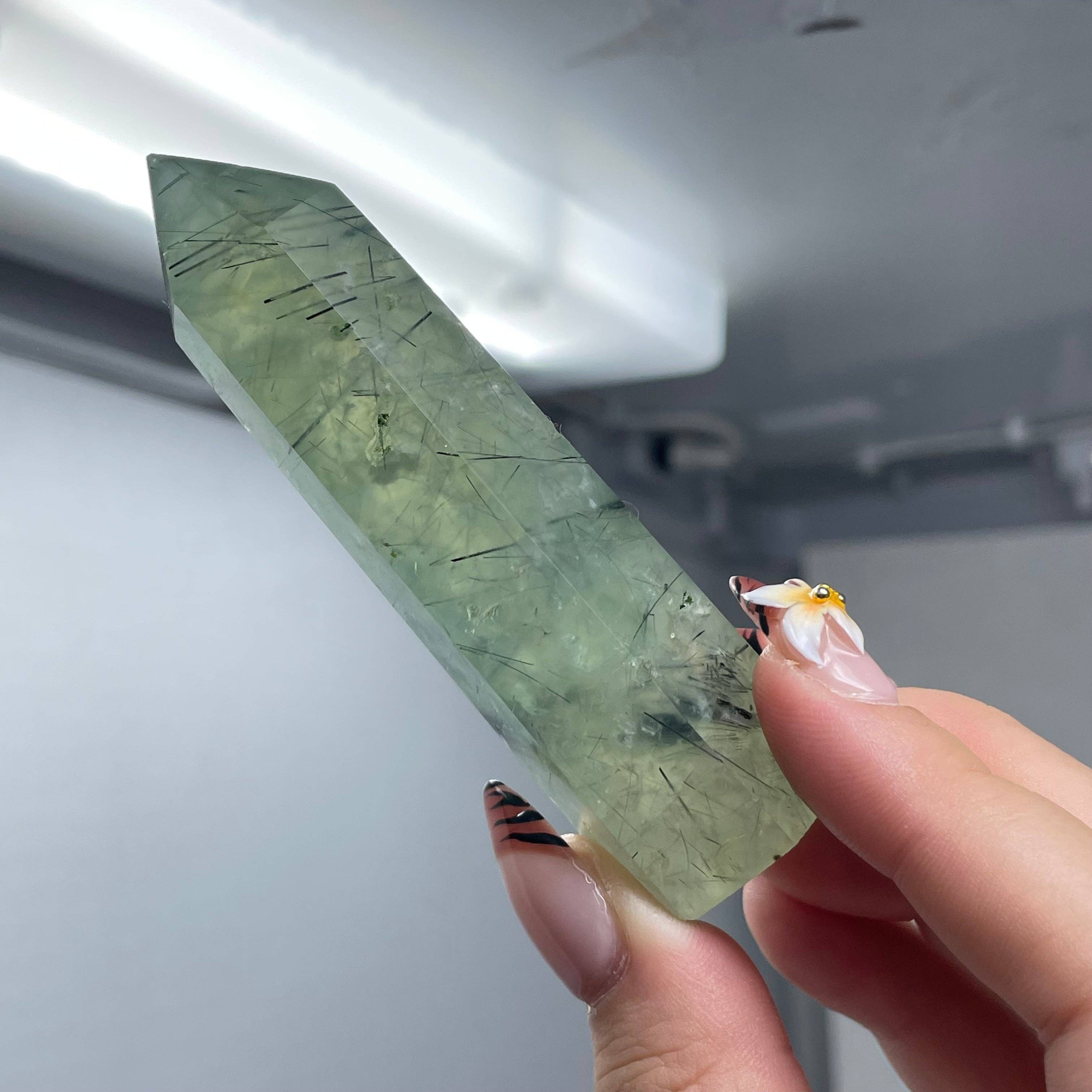 The Crystal Tabby - Vendita all'ingrosso Pietra/cristallo spirituale - Torre di prehnite2