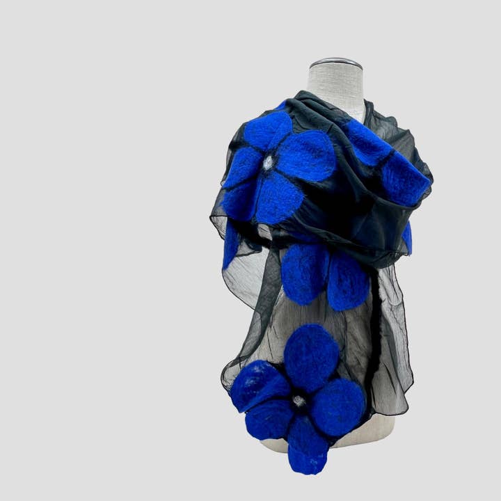 Bufanda de fieltro húmedo con flores azules para venta al por mayor de Feltiful