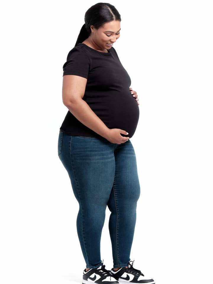 Plus Size Maternity 28" Skinny Ankle Jean in Ziggy for wholesale by 1822 Denim