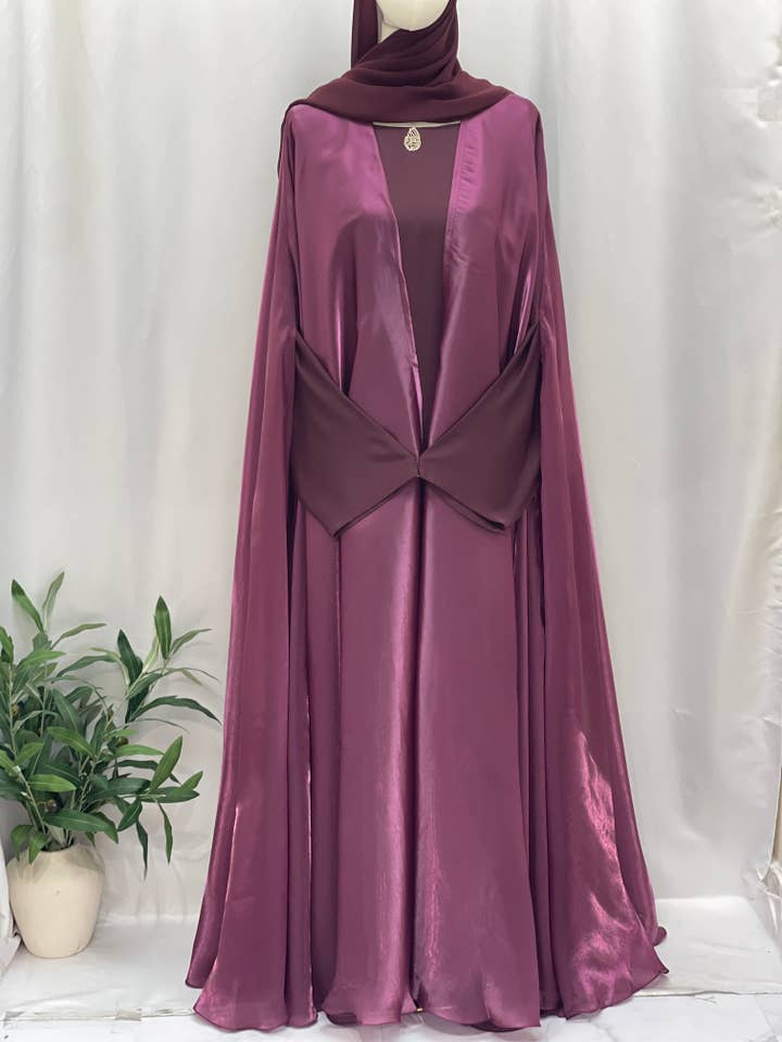 Abaya in organza illuminata dalla luna perfetta per occasioni speciali per la vendita all'ingrosso da parte di Palestinian Elegance