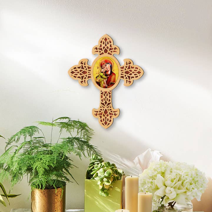 Designocracy - Venta al por mayor Cruz de pared - Cruz puntiaguda de madera inspiradora Vladimir Virgen María