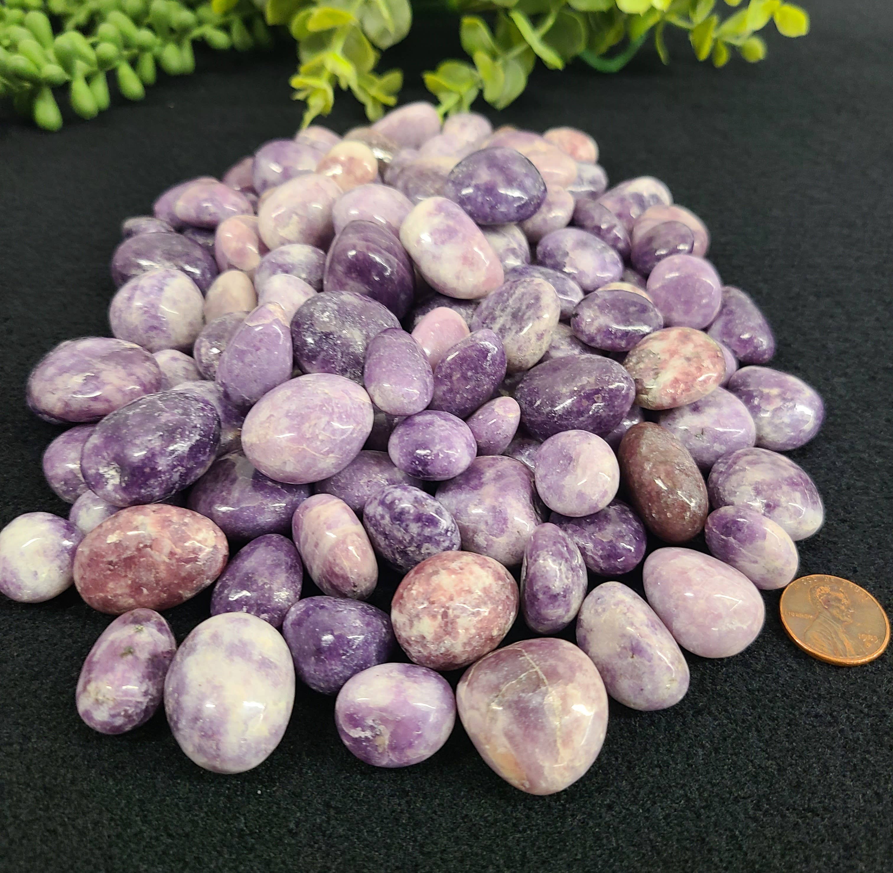 Meraki Gemstones - Wholesale Spiritual stone/crystal - Lepidolite Tumbled Stones (0.5kg/1.1lbs)  20-25mm2