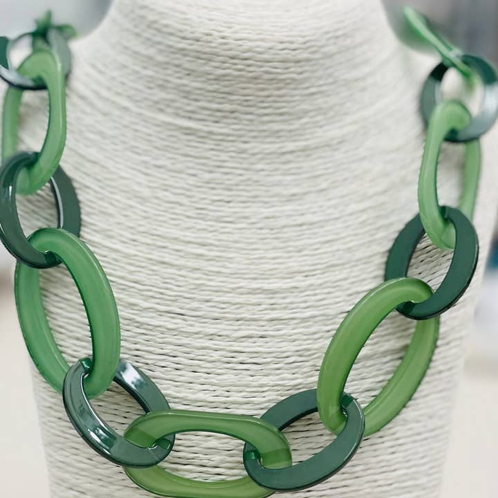 TWO FORTY TWO - Wholesale Link & Chain Necklace - CHIC - Long Looped Necklace (green) NK5443