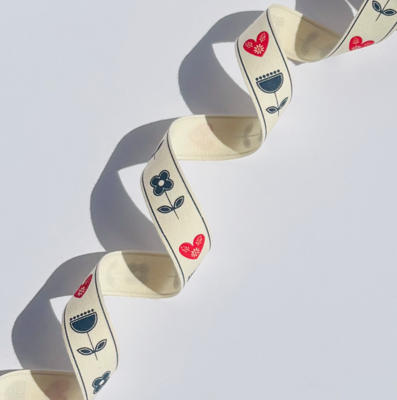 Scandinavian Hearts - Wholesale Ribbon - Gift Wrapping - Scandinavian Floral Folk Art Cotton Ribbon (5 yards)5