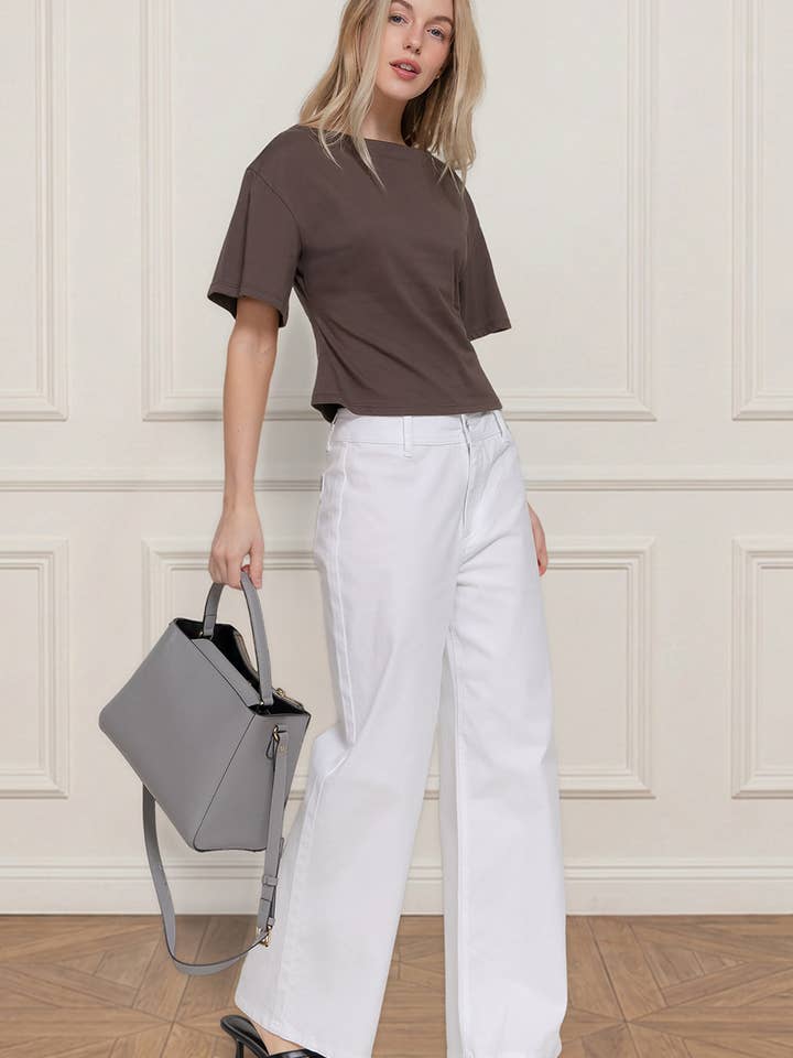 Kurzarm-Oberteil mit U-Boot-Ausschnitt und definierter Silhouette aus Baumwollstrick für den Großhandel von Active Basic | Active USA