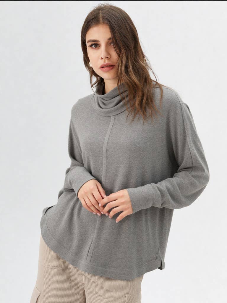 VERY J – Großhandel Tunika – Damen – NT11246-Übergroßes Tunika-Strickoberteil mit Stehkragen und Dolmenärmeln6