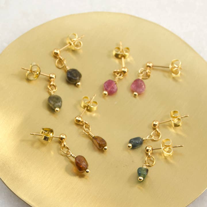 Boucle d'oreille Divine Treasures Drop Stone pour la vente par Veluna