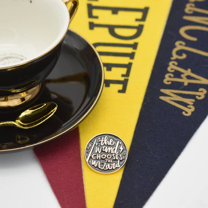 All Little Cute Things - Wholesale Lapel pin/button - Harry Potter The Wand Chooses Enamel Pin Lapel Brooch Party
