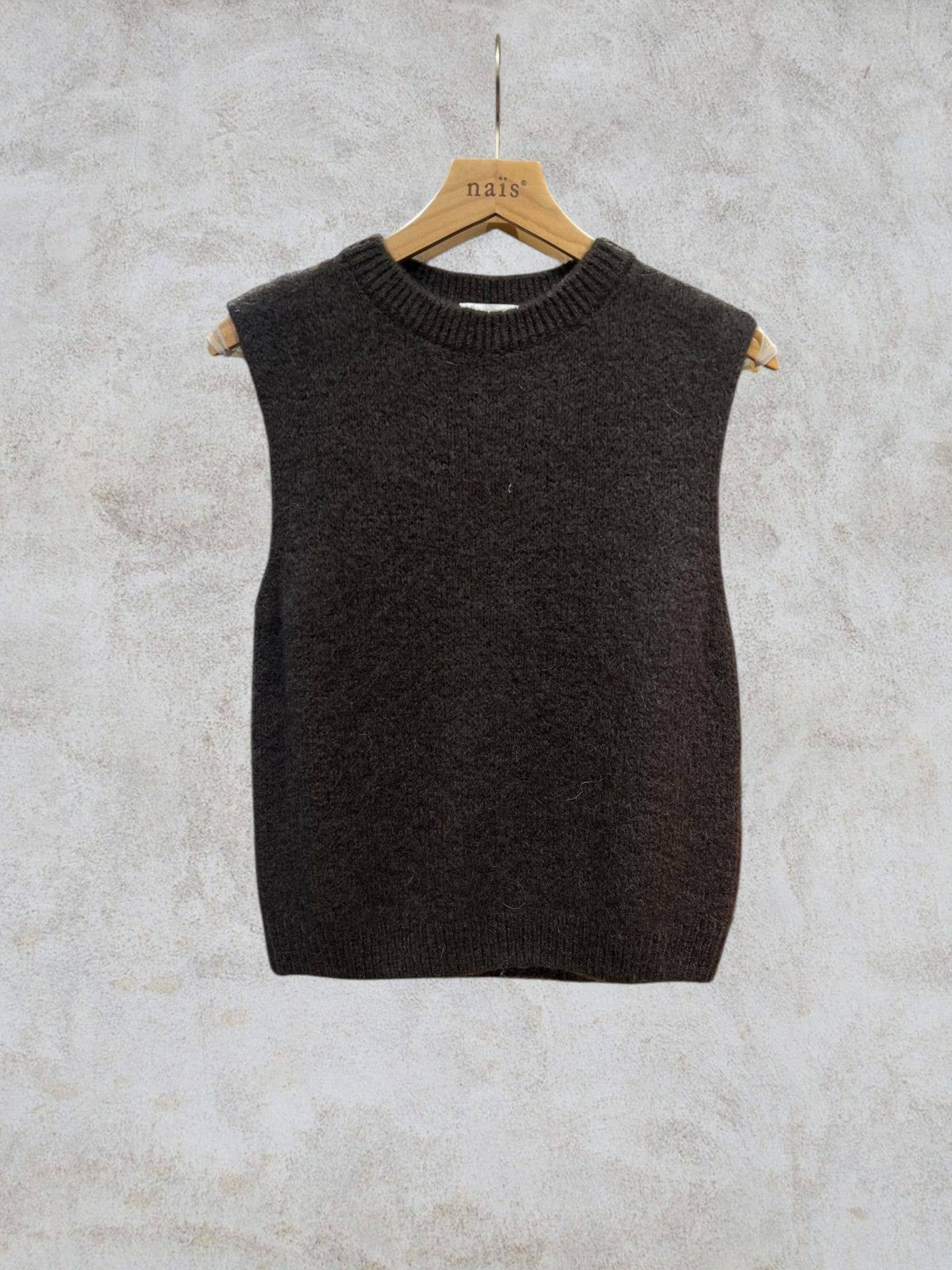 NAÏS PARIS - Wholesale Knit Sweater - Women's - Round neck sleeveless sweater in kid mohair and wool6