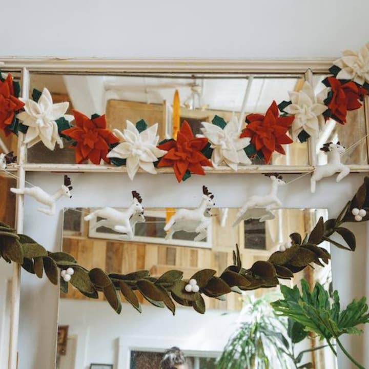 Global Goods Partners - Wholesale Bunting/Garland - Felt Mistletoe Garland