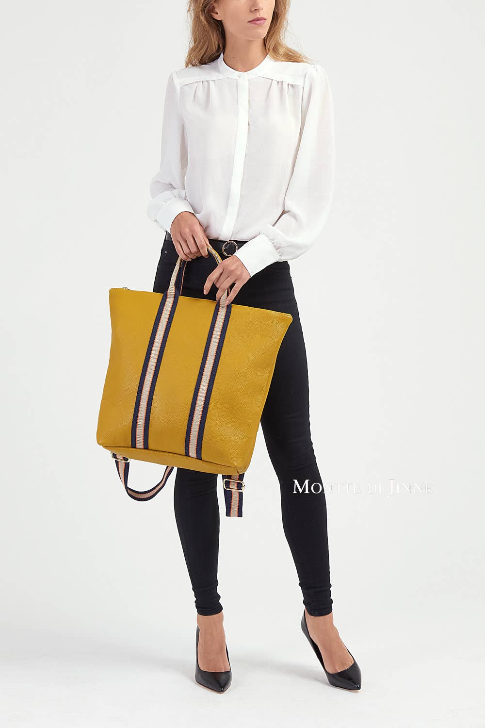 MONTTE DI JINNE - Wholesale Shoulder Bag - Women's - Italian Handmade Large Genuine Leather Backpack8