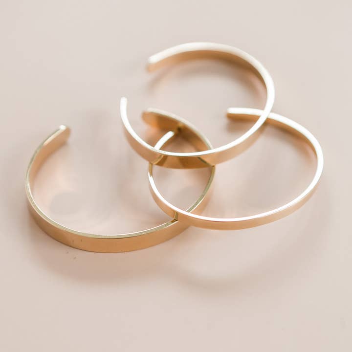 M STREET STUDIO - Wholesale Cuff Bracelet - Gold Band Cuffs