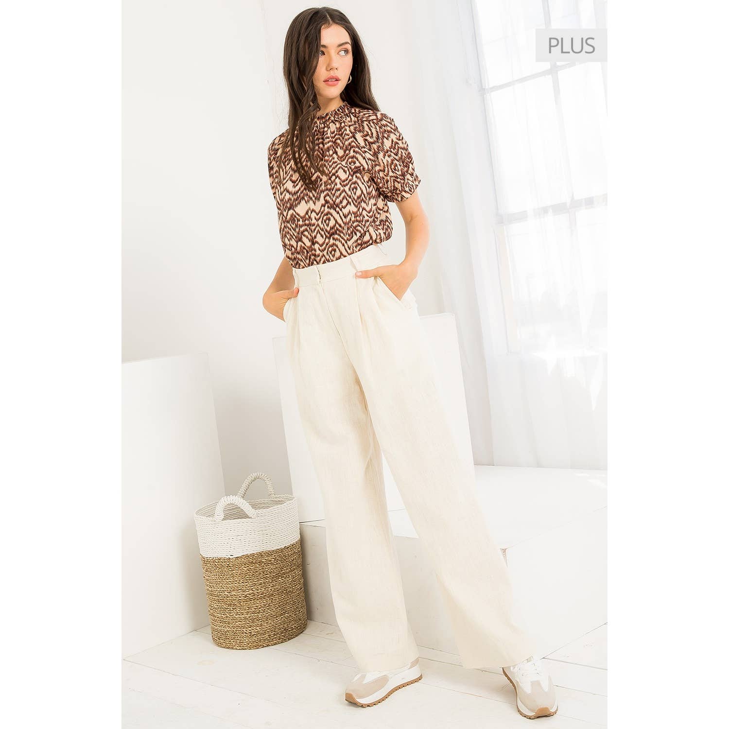 ROEST Blouse met korte mouwen en print /Maat XL/ voor groothandel op Faire7