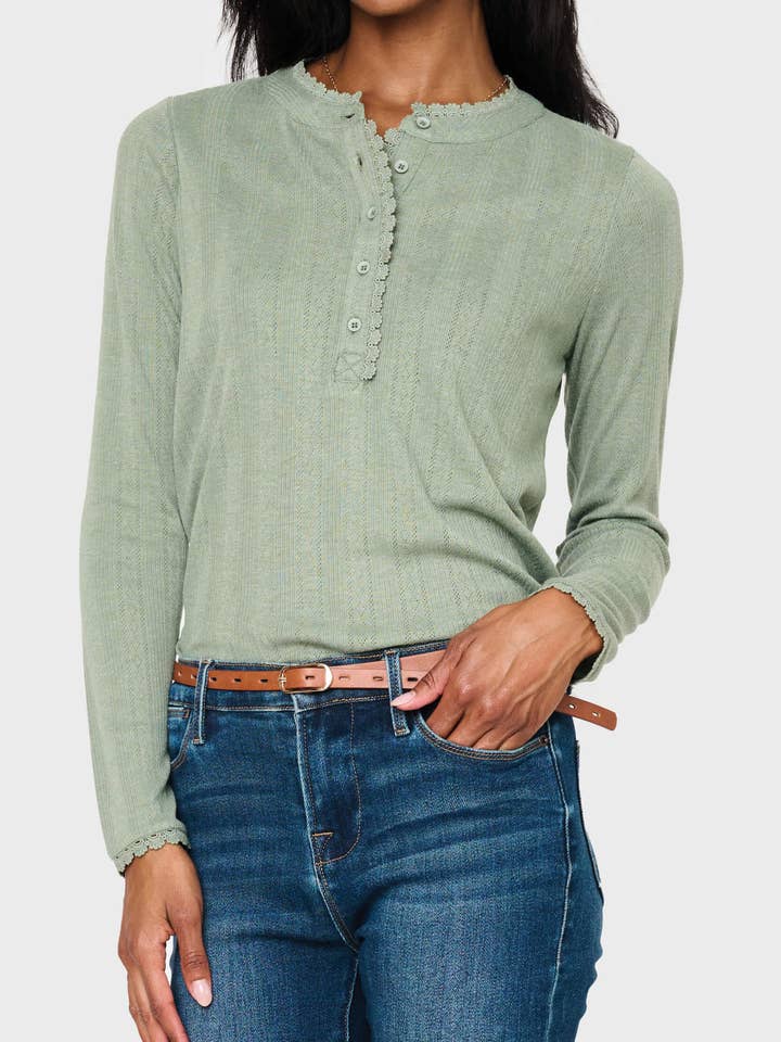 Top Henley Ava com Acabamento em Croché Pointelle por atacado de Gibsonlook