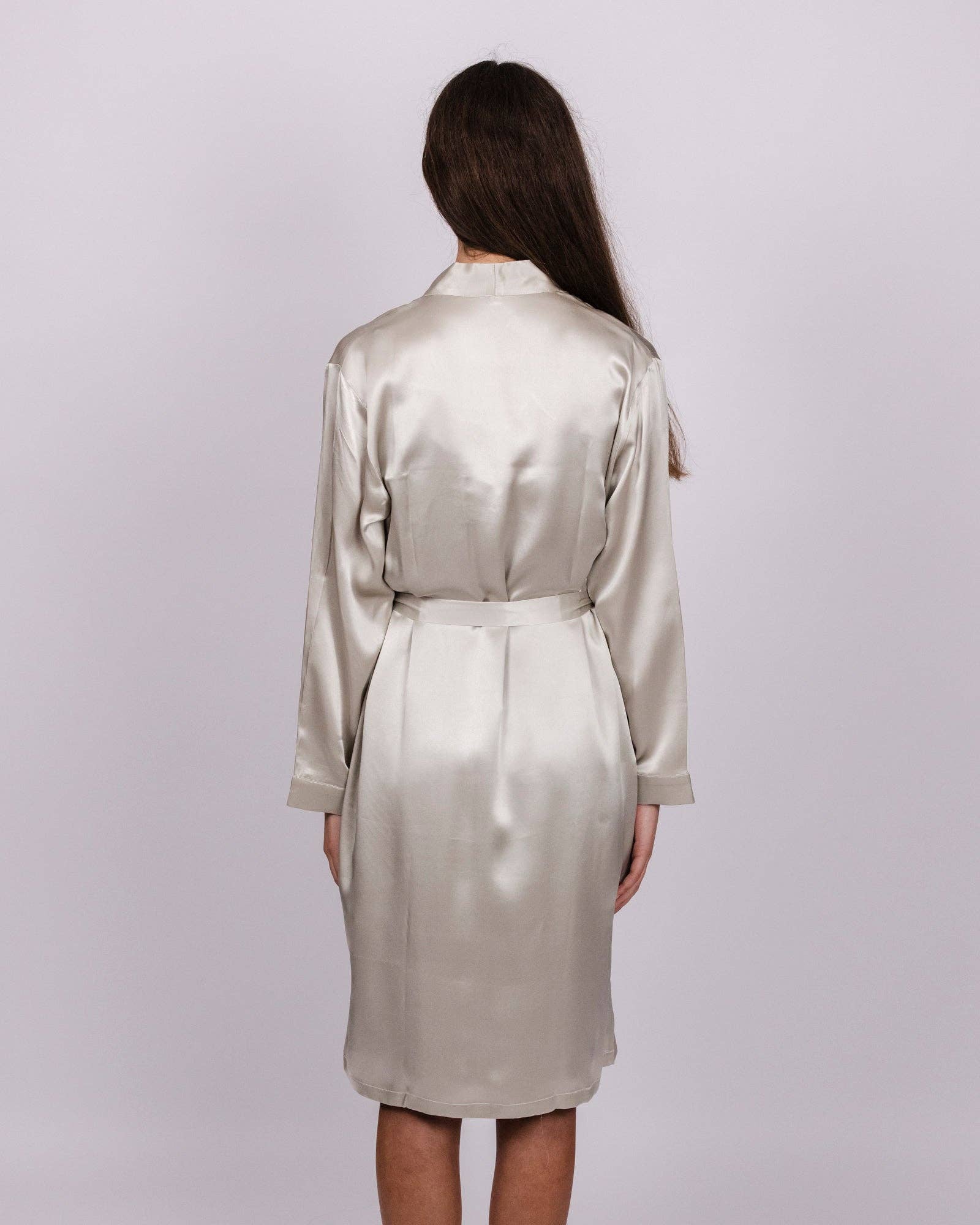 Silk Magnolia – wholesale Robe – Women's – SILK DRESSING GOWN PEARL GREY3